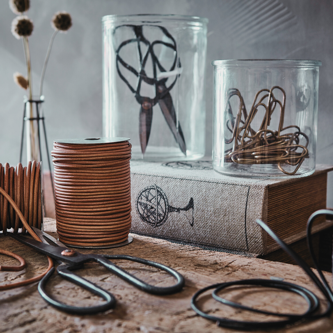 Ciseaux en fonte noire