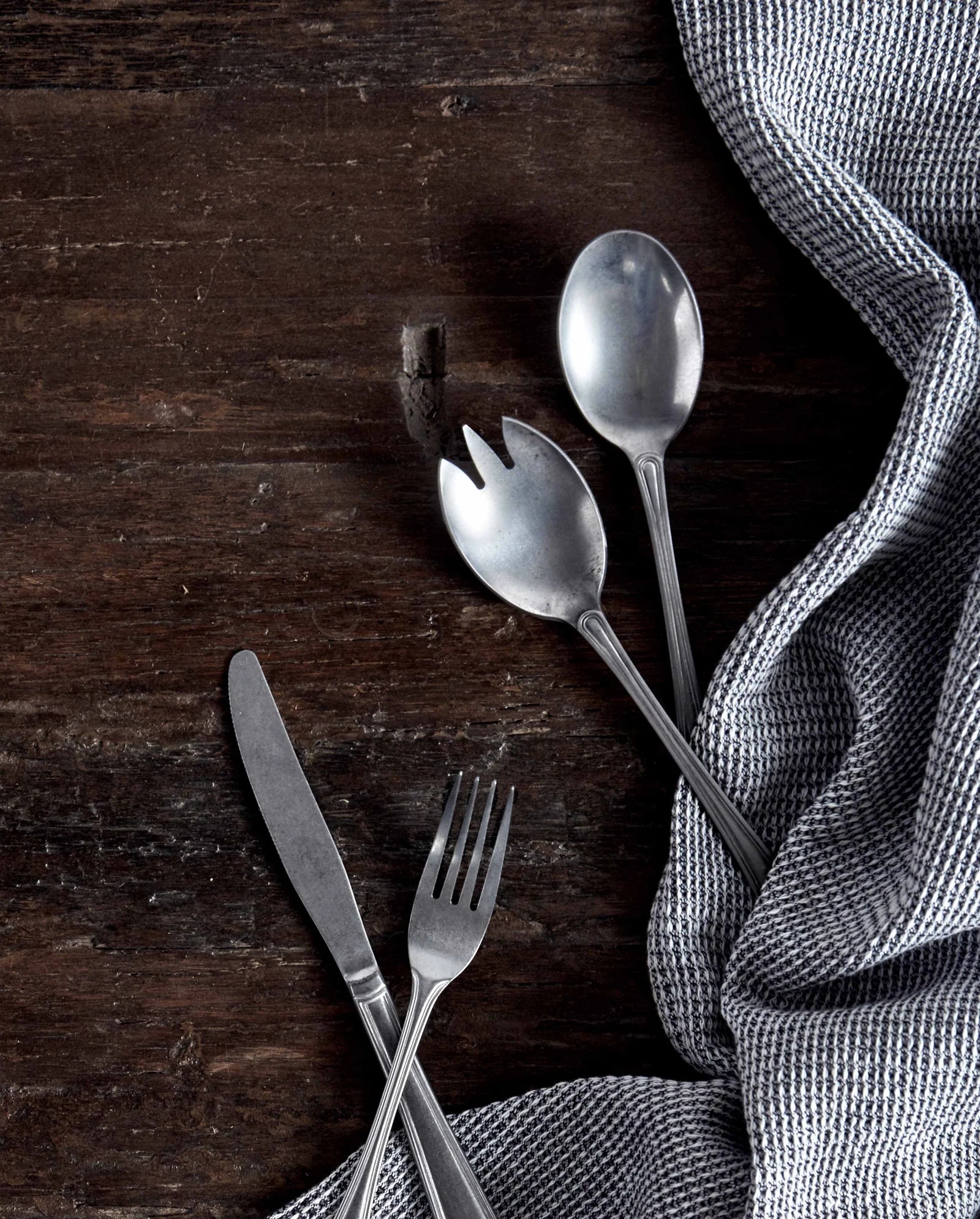 Serviette de table couleur blanche et noir en coton