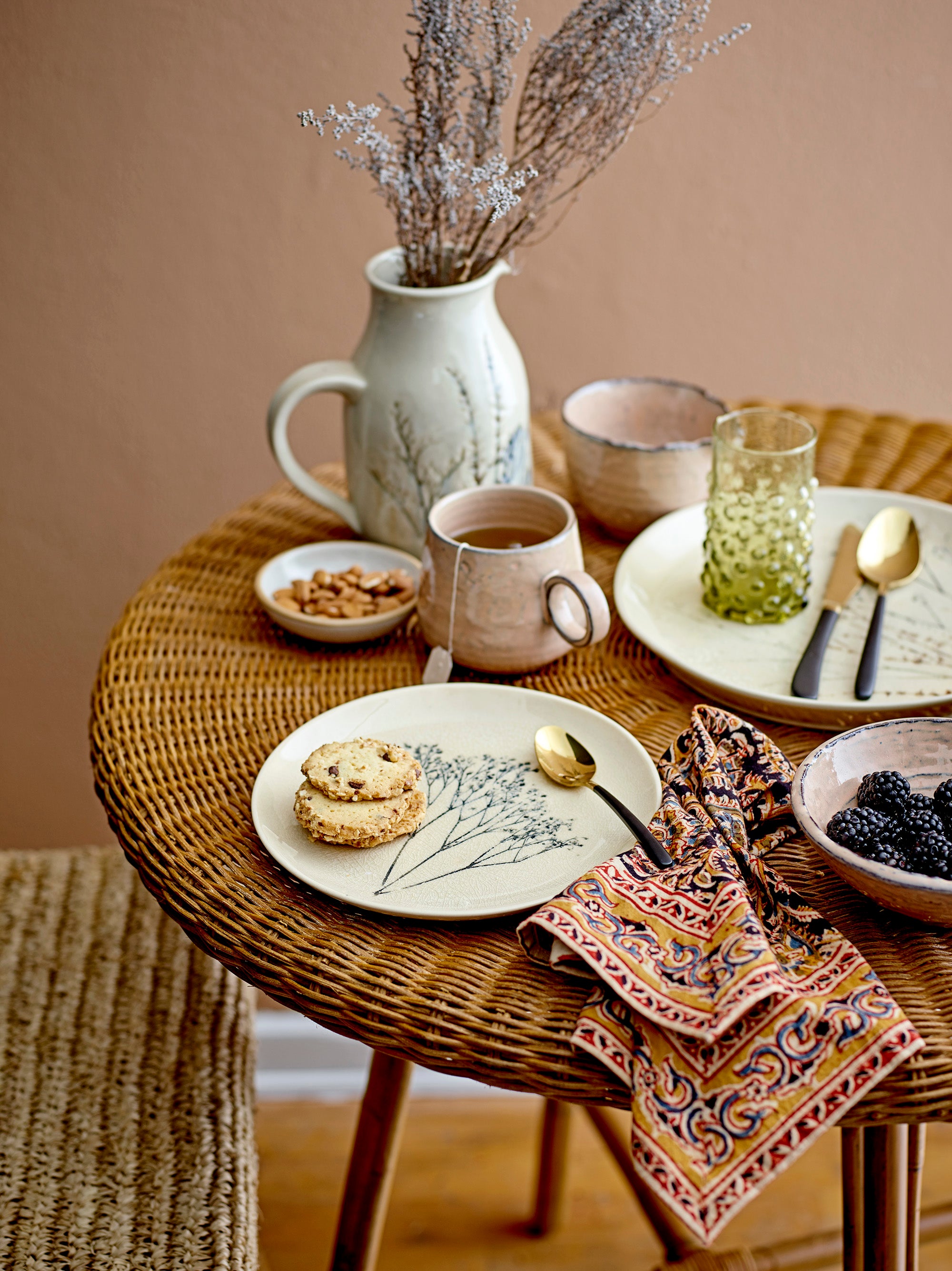 Bea-Assiette-Nature-Grès-Gypsophile-Bloomingville