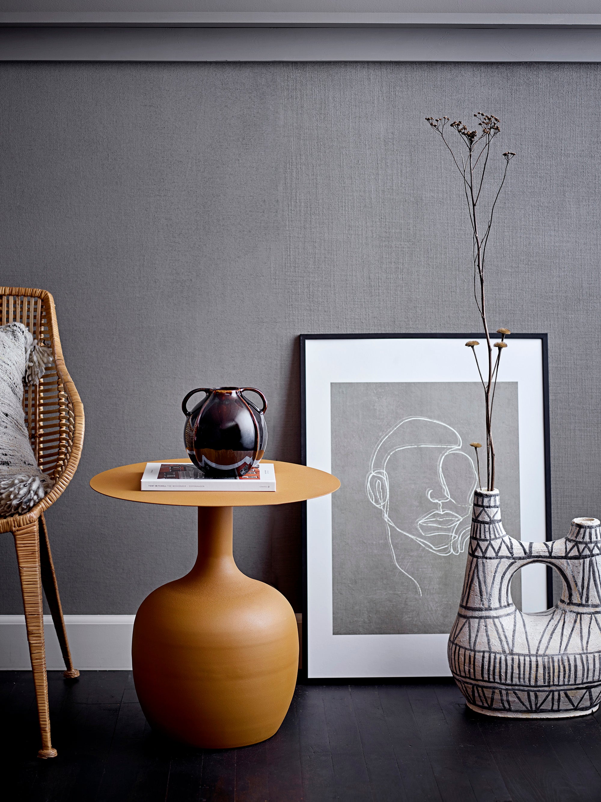 Hakeem-Illustration-avec-cadre-Noir-Pin-Tableau-Abstrait-Bloomingville