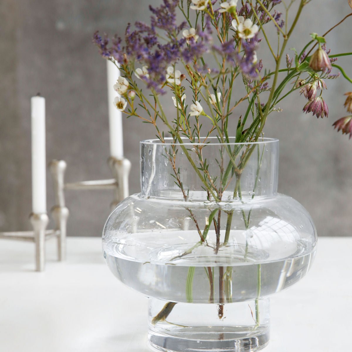 Vase en verre transparent clear forme douce et arrondie