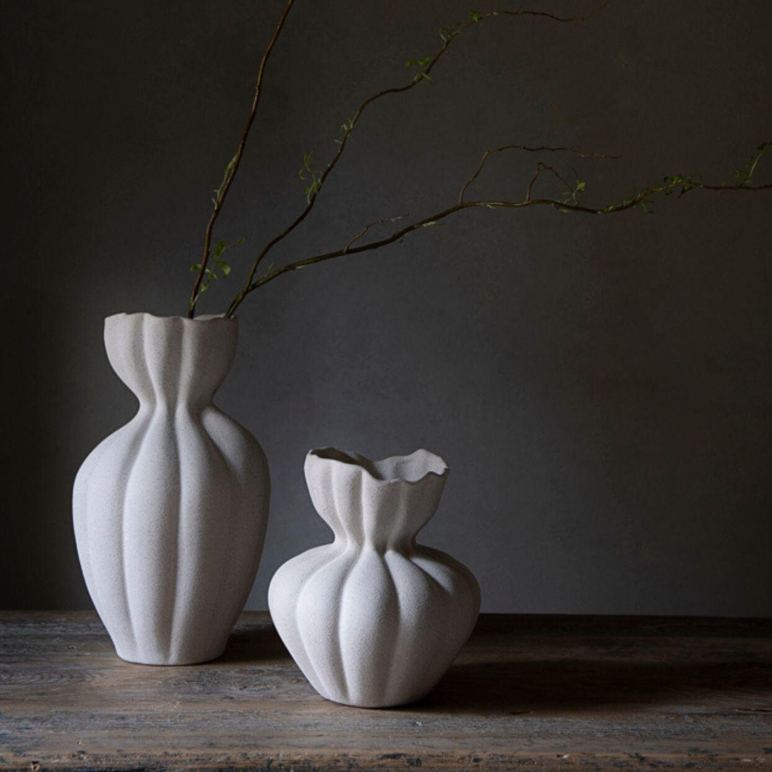 vase en ceramique design beige