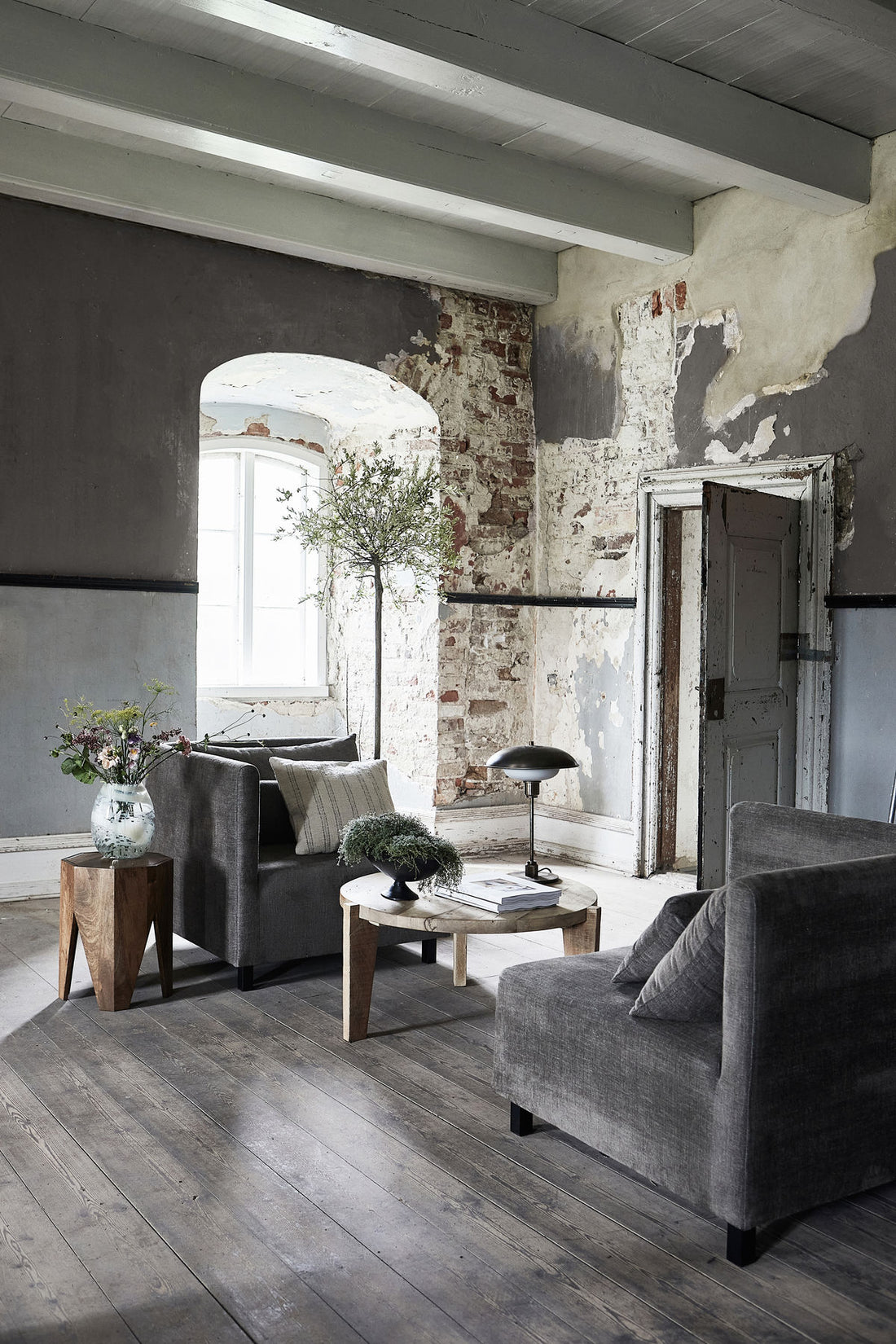 Vase asymetrique jupiter society of lifestyle 